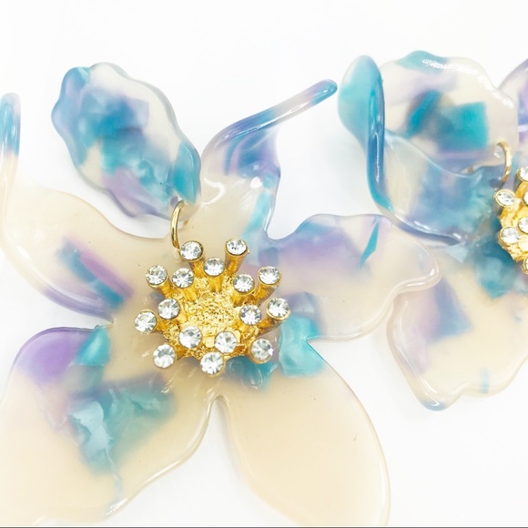 RESTOCKED Crystal Lily Drop Earrings in Blue Torti - Picture 7 of 8